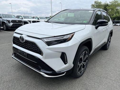 2025 Toyota RAV4 Plug-In Hybrid XSE