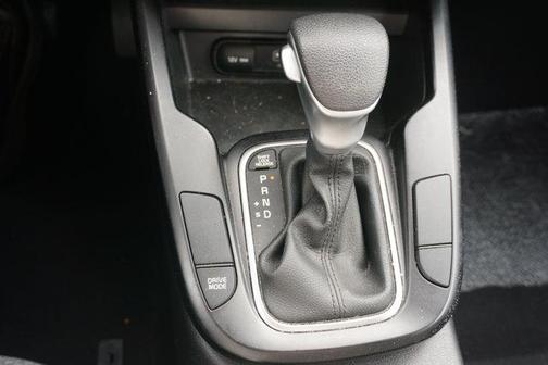 Fusion Orange 2023 Kia Soul LX