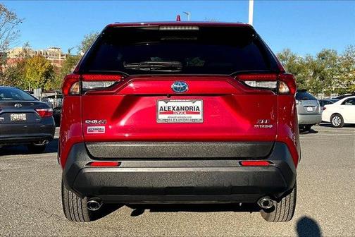 2023 Toyota RAV4 Hybrid XLE