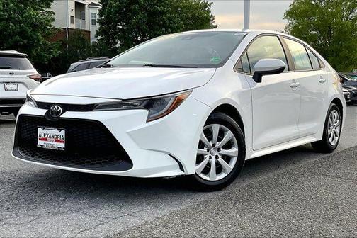 2022 Toyota Corolla LE