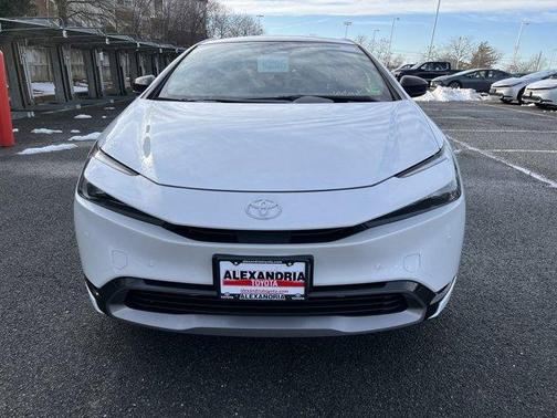 2025 Toyota Prius XLE