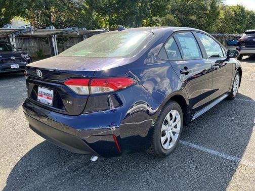 2025 Toyota Corolla LE