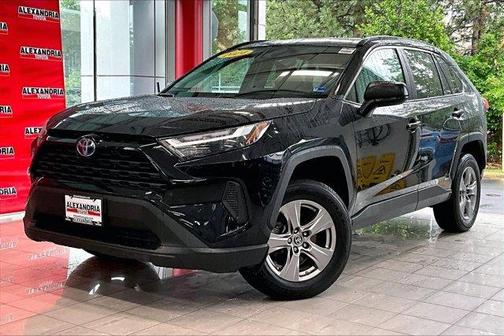 2024 Toyota RAV4 Hybrid LE