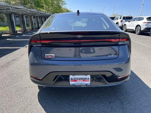 2025 Toyota Prius XLE