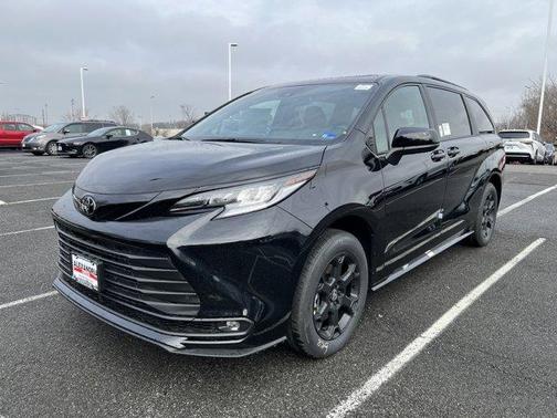 2026 Toyota Sienna Woodland Edition