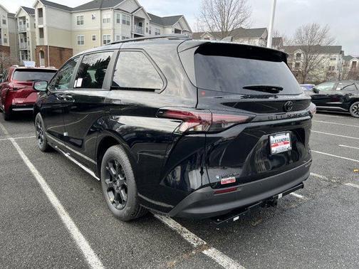 2026 Toyota Sienna Woodland Edition