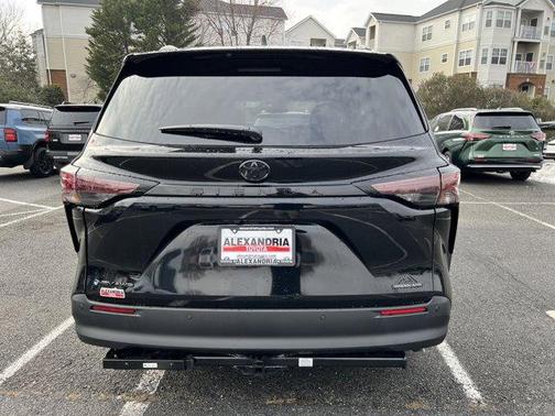 2026 Toyota Sienna Woodland Edition