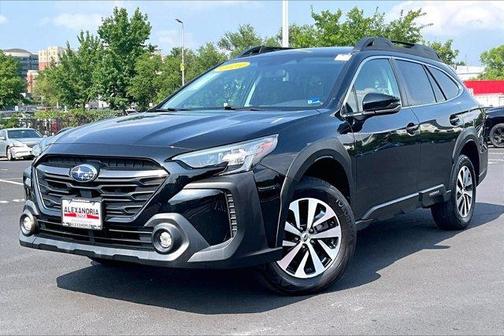 Crystal Black Silica 2023 Subaru Outback Premium