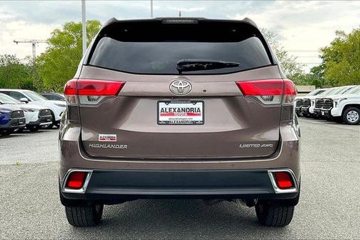 2017 Toyota Highlander 