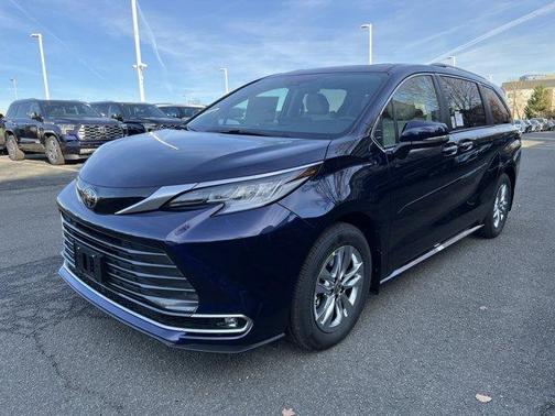 2026 Toyota Sienna Limited
