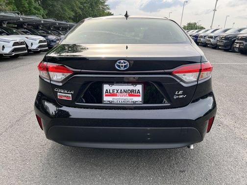 2025 Toyota Corolla Hybrid LE