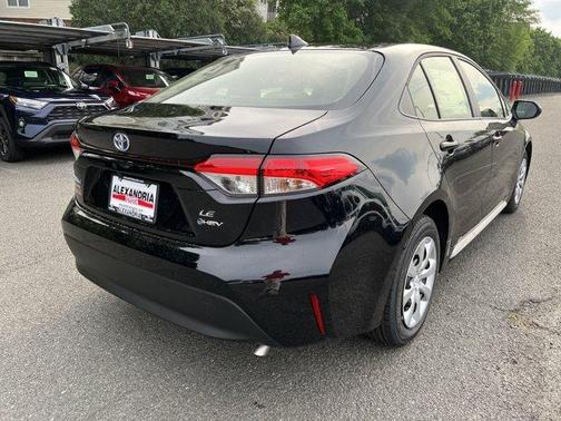 2025 Toyota Corolla Hybrid LE