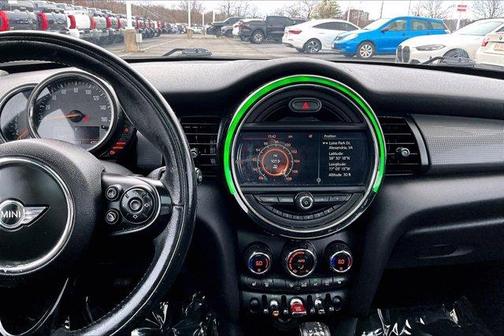 2016 MINI Hardtop Cooper