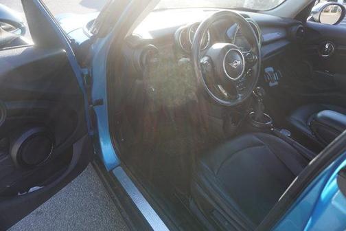 2016 MINI Hardtop Cooper