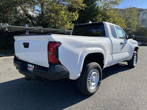 2025 Toyota Tacoma SR