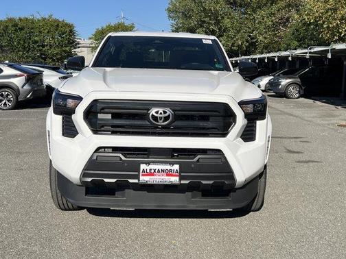 2025 Toyota Tacoma SR