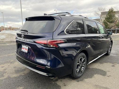 2026 Toyota Sienna 