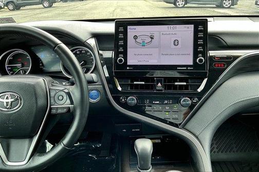 2024 Toyota Camry Hybrid XLE