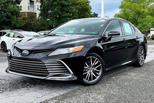 2024 Toyota Camry Hybrid XLE