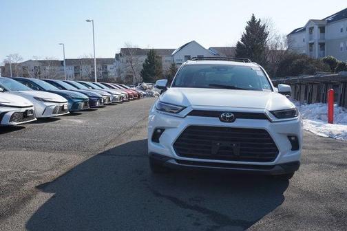 2024 Toyota Grand Highlander 