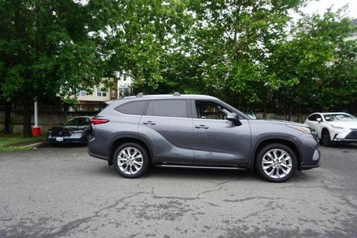 2023 Toyota Highlander Hybrid Limited