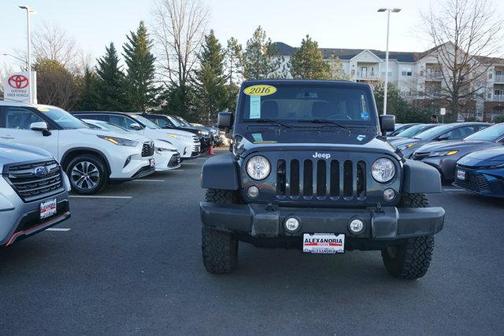 2016 Jeep Wrangler Unlimited Sport