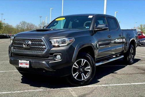 2017 Toyota Tacoma TRD Sport
