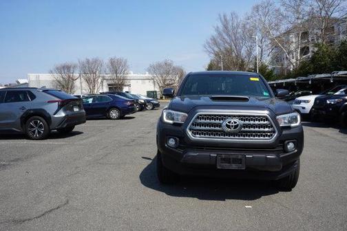 2017 Toyota Tacoma TRD Sport