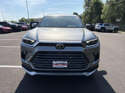 Metal 2026 Toyota Grand Highlander Hybrid MAX Platinum