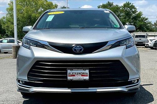 2022 Toyota Sienna XLE