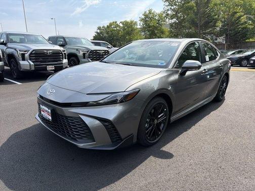 Metal 2026 Toyota Camry SE