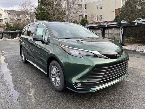 2026 Toyota Sienna XLE