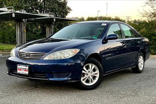 2005 Toyota Camry XLE
