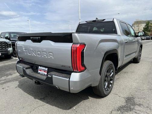 2025 Toyota Tundra Hybrid Platinum