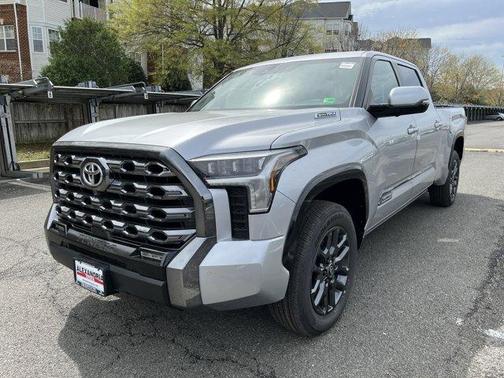 2025 Toyota Tundra Hybrid Platinum