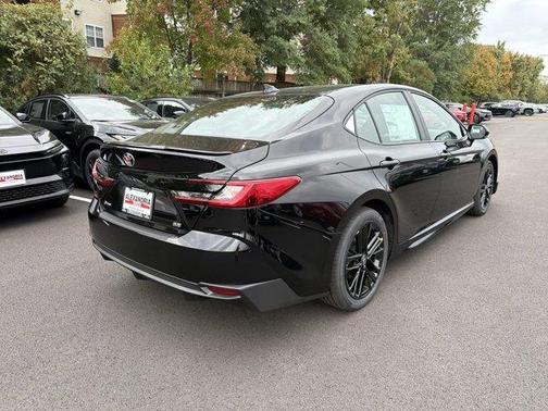 Midnight Black Metallic 2026 Toyota Camry SE