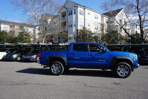 2017 Toyota Tacoma 