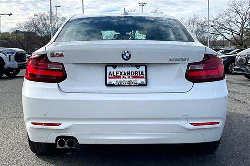 2015 BMW 228 i