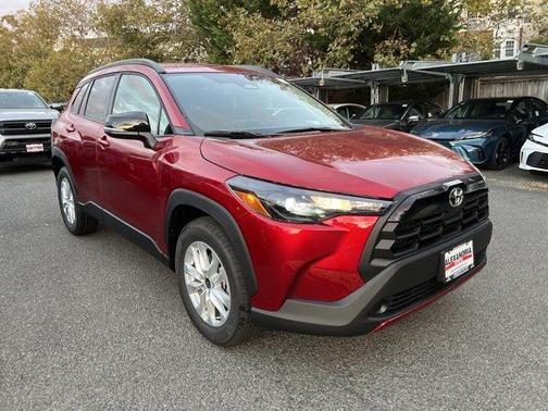 2026 Toyota Corolla Cross LE