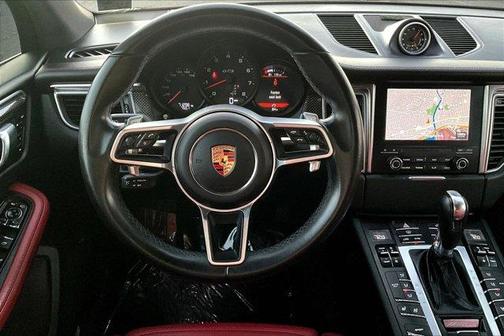2017 Porsche Macan GTS