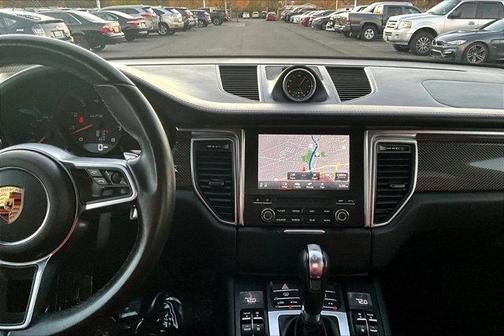 2017 Porsche Macan GTS