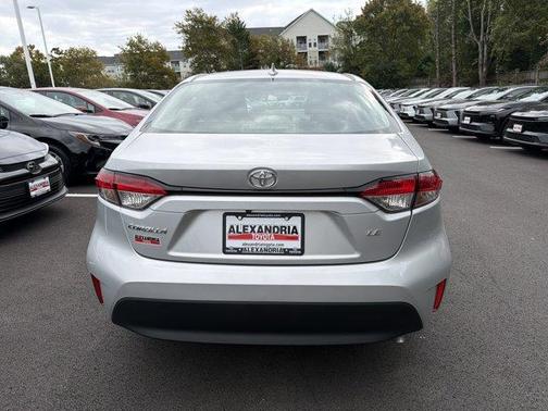 Classic Silver Metallic 2027 Toyota Corolla LE