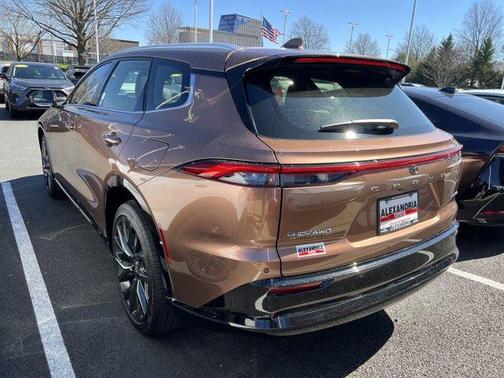 2025 Toyota Crown Signia Limited