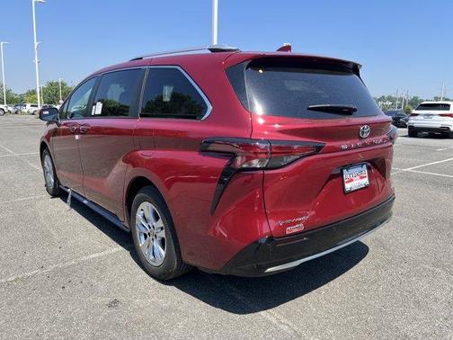 2026 Toyota Sienna Limited