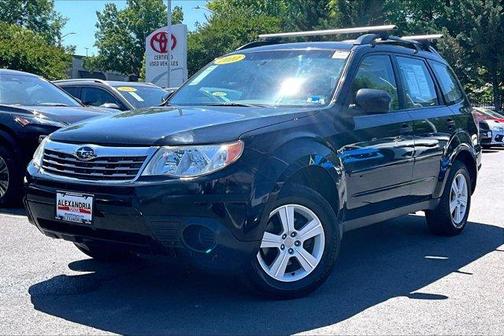 Obsidian Black Pearl 2010 Subaru Forester 2.5X