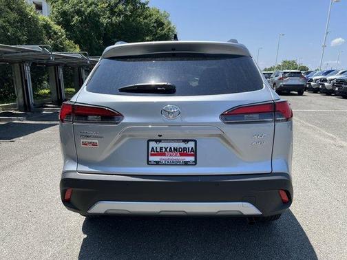2025 Toyota Corolla Cross XLE