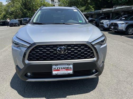 2025 Toyota Corolla Cross XLE