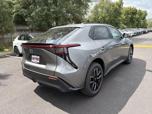 Metal 2026 Toyota bZ XLE PLUS