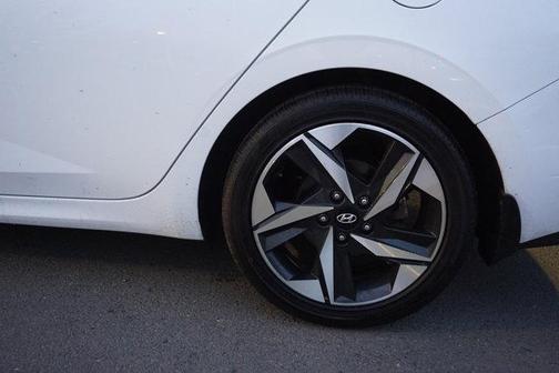 2023 Hyundai ELANTRA HEV Limited