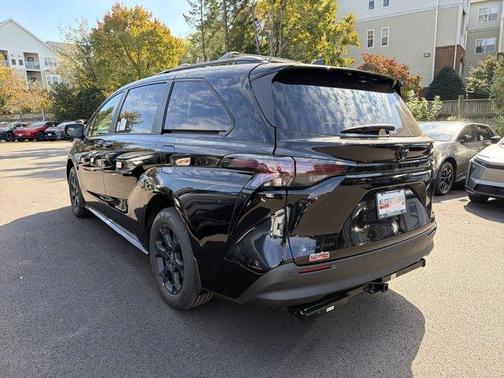 Midnight Black Metallic 2026 Toyota Sienna Woodland Edition